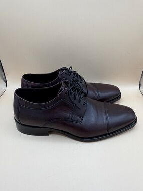 Johnston & Murphy Men's Size 10.5 Cap-Toe Derby in Burgundy Brown